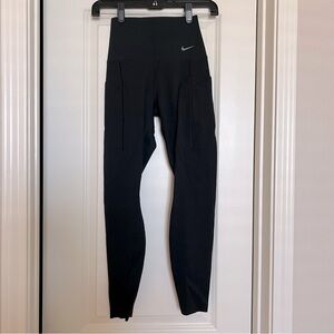 Nike Universa Women’s Black Support High Waisted 7/8 leggings with pockets XS